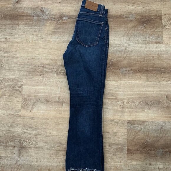 Lucky Brand Women's Size 4 / 27 R Cut Off Distressed Mid-Rise Denim Blue Jeans - Picture 2 of 4